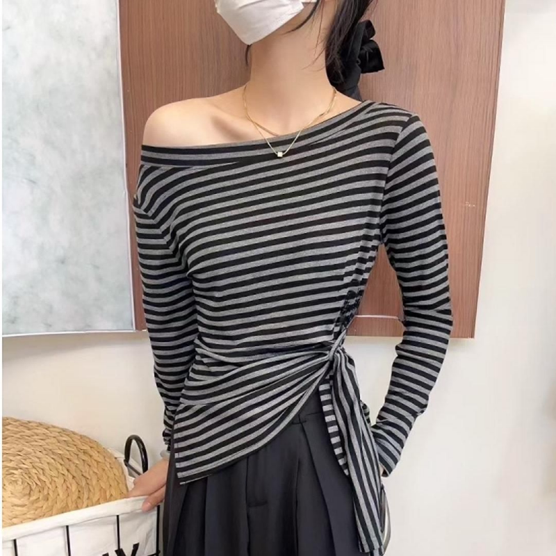 时尚长袖T恤女2026早秋新款设计感绑带修身露锁骨斜领气质上衣潮