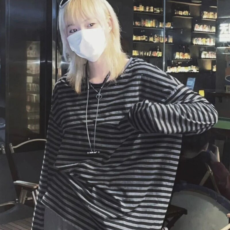 慵懒风松弛宽松圆领条纹薄款长袖t恤打底衫女春秋季2026百搭上衣