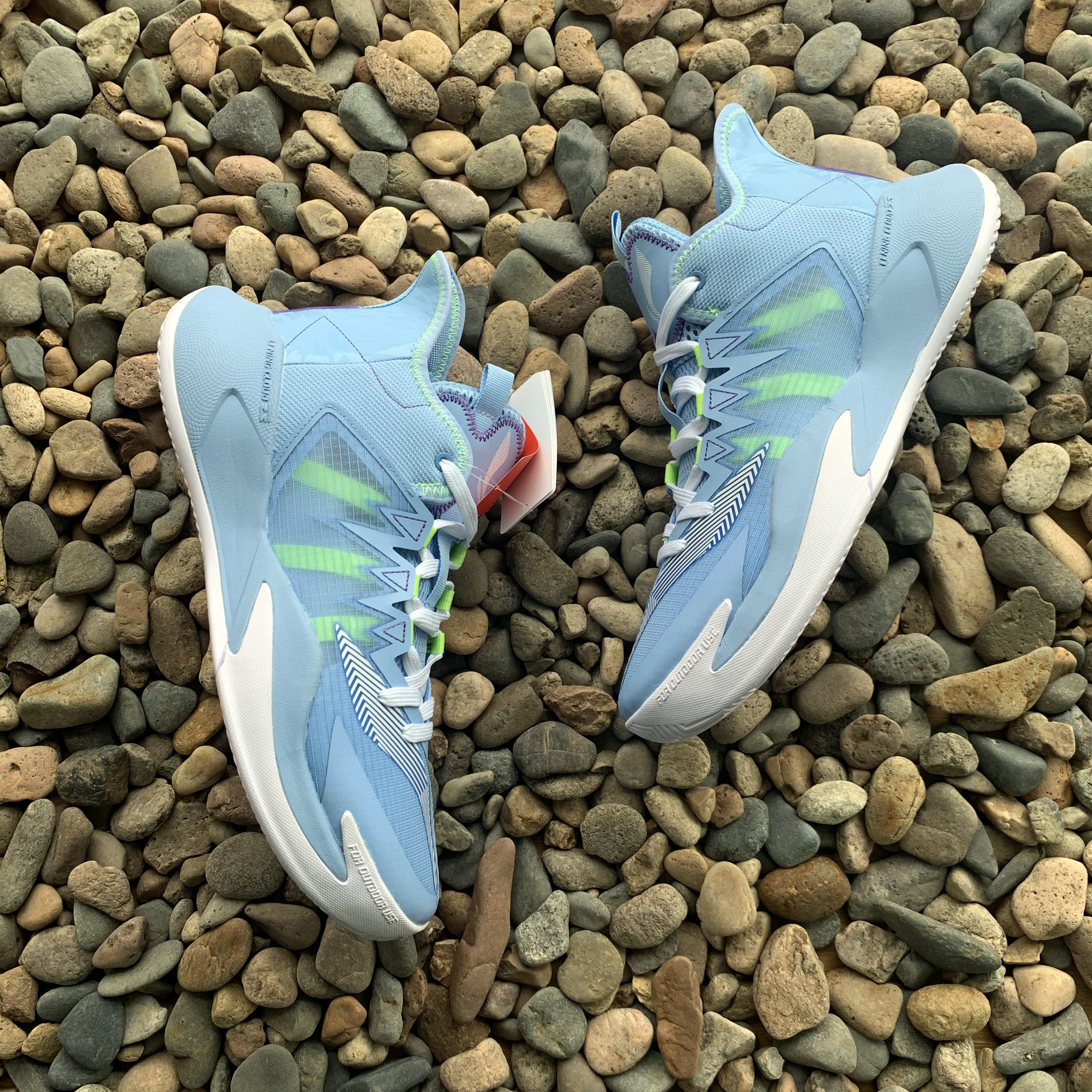 李宁篮球鞋男暴风2021新款夏季网面透气中帮耐磨实战鞋子abfr007