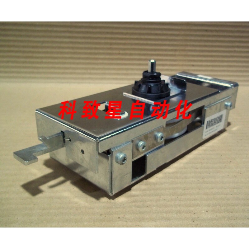 工业配件3HAB9677-1机器人柜联锁 3HAB9677 Q1电源开关ABRA100647图片