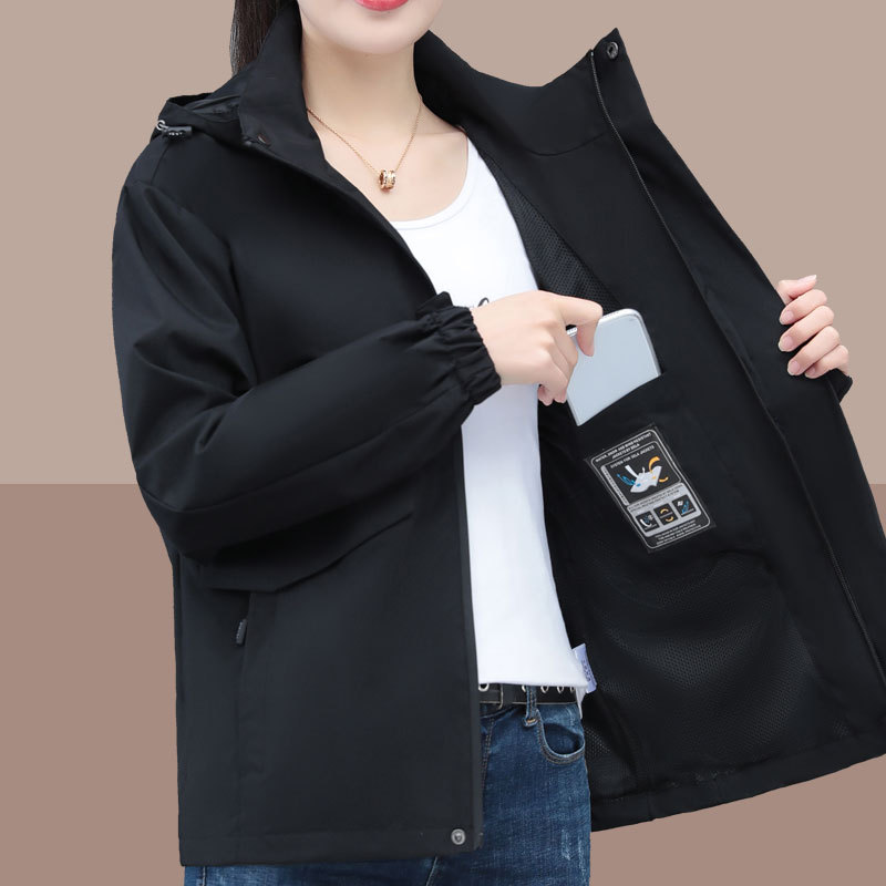 官方正品外套女秋季2025新款休闲冲锋衣黑色薄款户外防风夹克女士