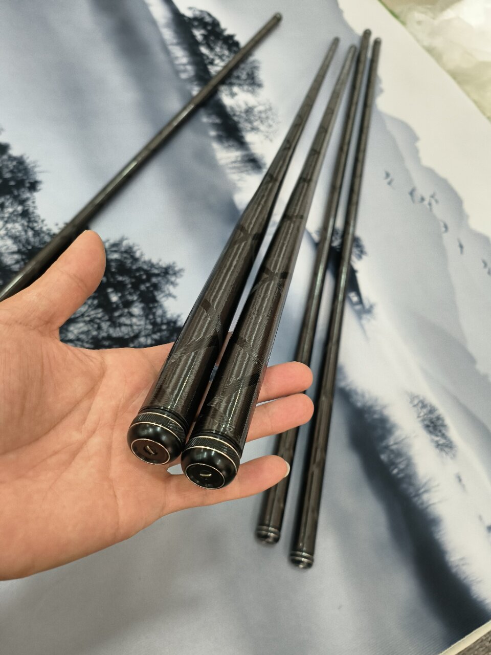 飞鹰黑棍鱼竿19调超轻硬战斗竿黑坑钓鱼竿6H台钓竿罗非竿鲤竿手竿