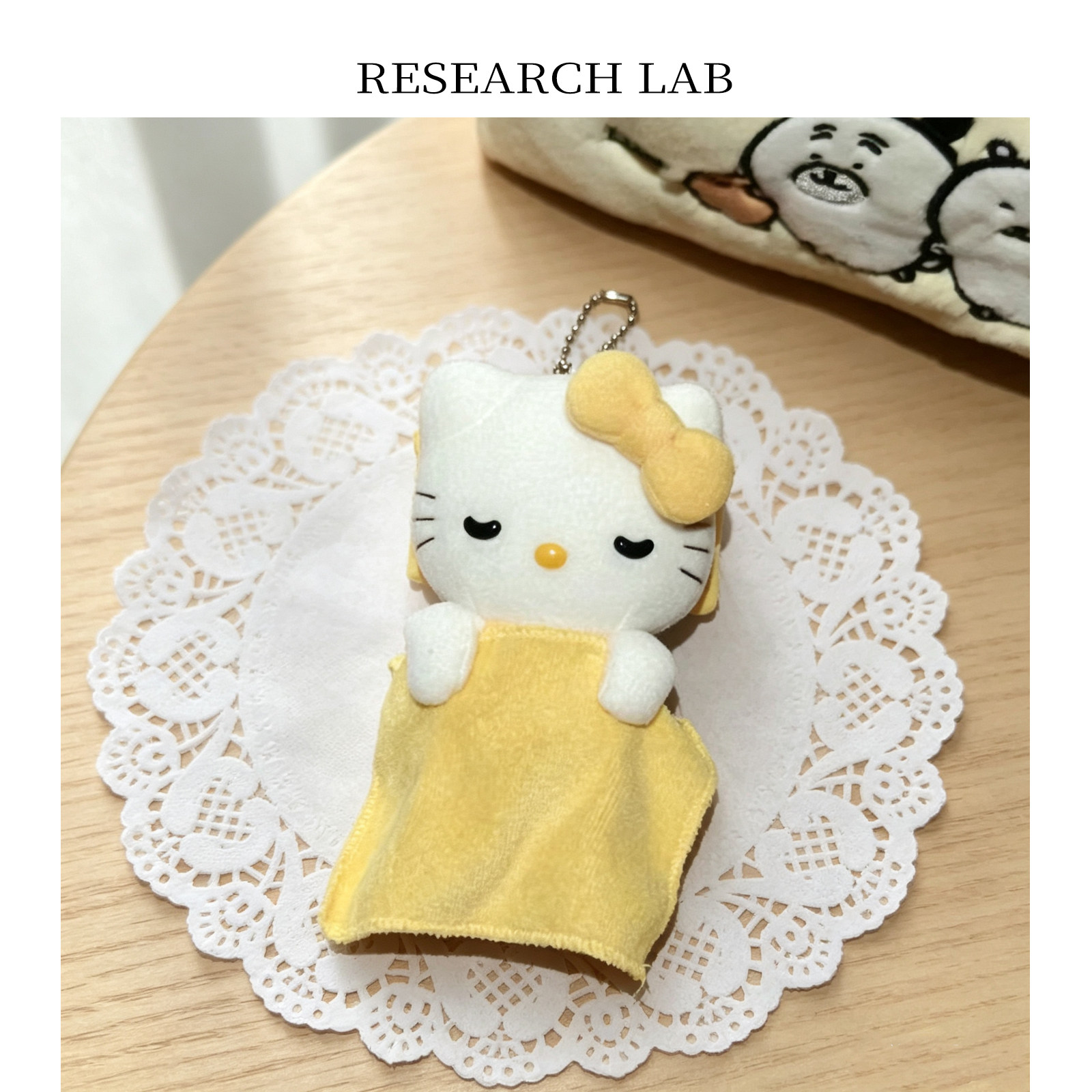 中古HelloKitty抓黄色毛巾被子睡觉凯蒂猫挂件枕头kt挂饰钥匙扣