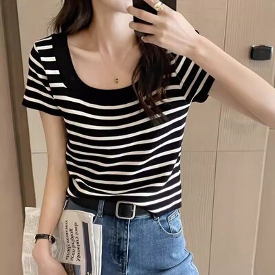 短袖设计女方条纹打底修身夏季短款领恤大码针织女冰丝感衫t上衣