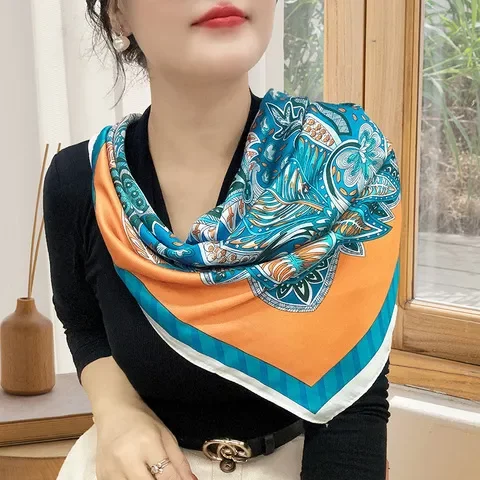 百搭围巾仿真丝插画女小方巾70cm杭州小领巾丝绸系列春秋季丝巾
