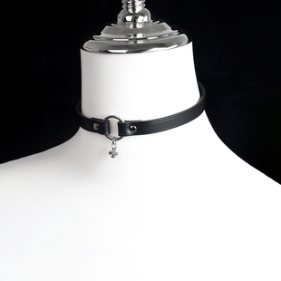 原创小雏菊925银吊坠女项圈朋克个性皮质十字架choker锁骨链颈带