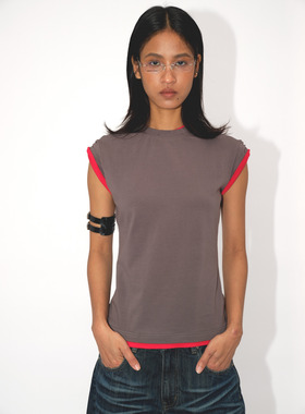 Undulate.Co 撞色肩部抽褶 袖口卷边小短Tee