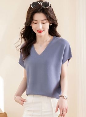 23638  夏季宽松时尚百搭洋气打底衫纯色v领气质上衣春夏套头短款