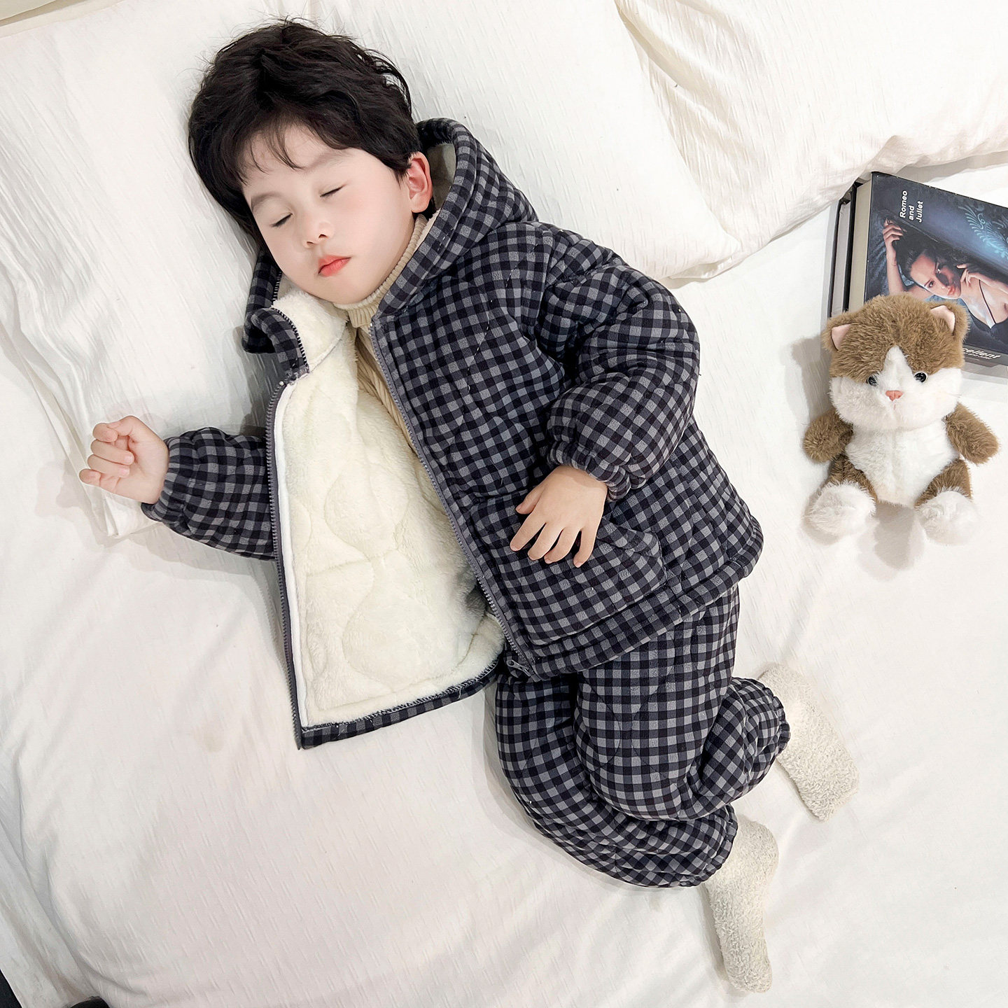 儿童三层夹棉格子珊瑚绒睡衣套装男女童冬季加厚保暖家居服可外穿,童装/婴儿装/亲子装,家居服套装,淘宝优惠券,粉丝福利购,淘宝优惠卷