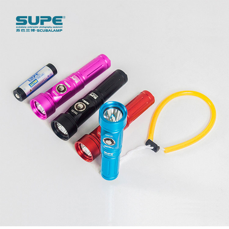 Scubalamp RD80-V2探照聚光照明灯1500流明潜水手电筒夜潜聚光灯