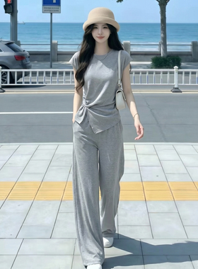 灰色休闲运动套装女夏季新款设计感斜肩上衣阔腿裤两件套垂坠感