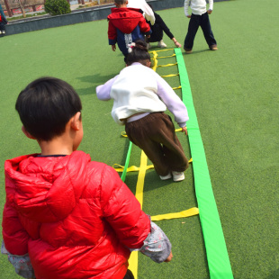 辛鸟梯幼儿园体智能感统敏捷梯钻洞跳格子儿童格子跳房子游戏道具