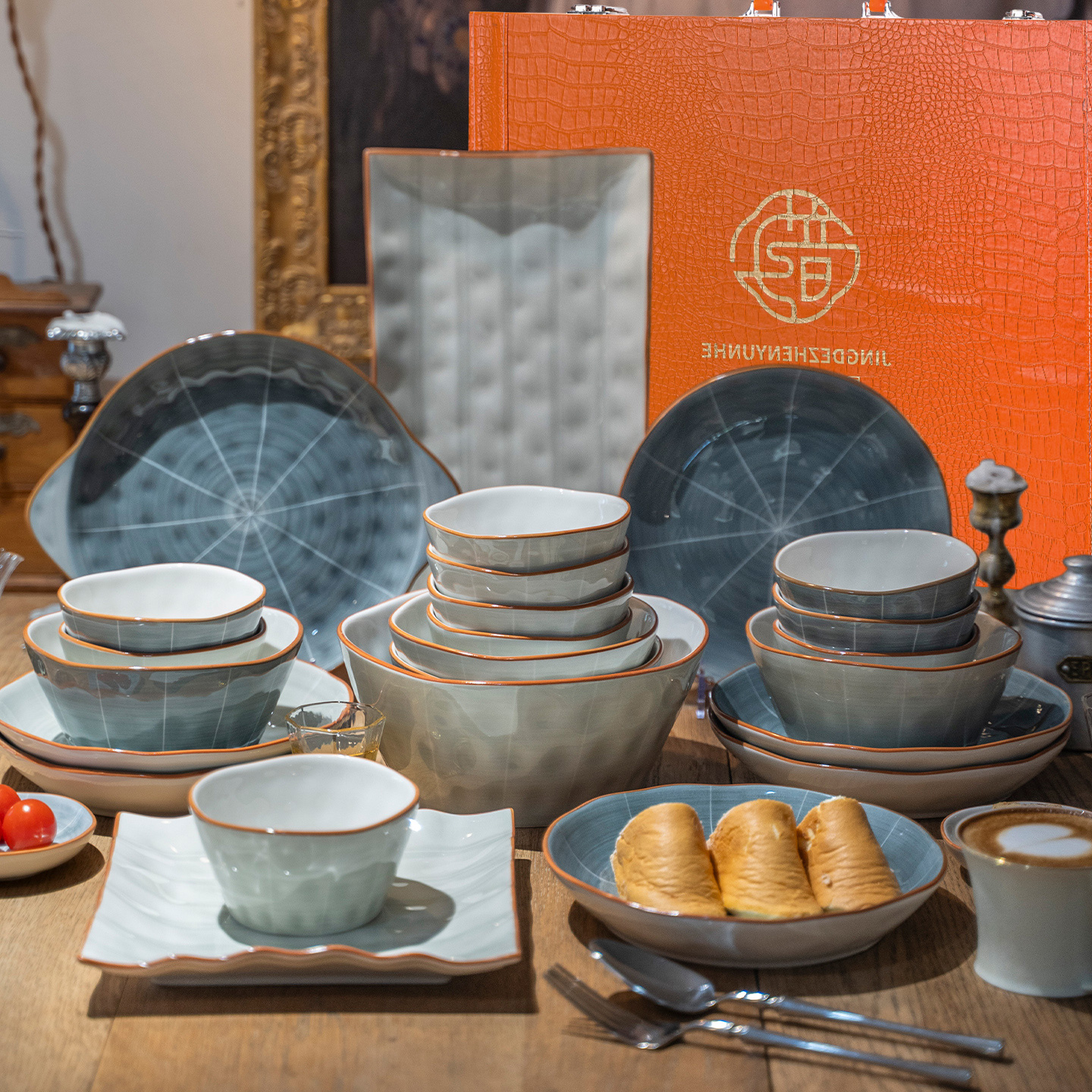 2025碗碟高级感景德镇餐具锦盒装