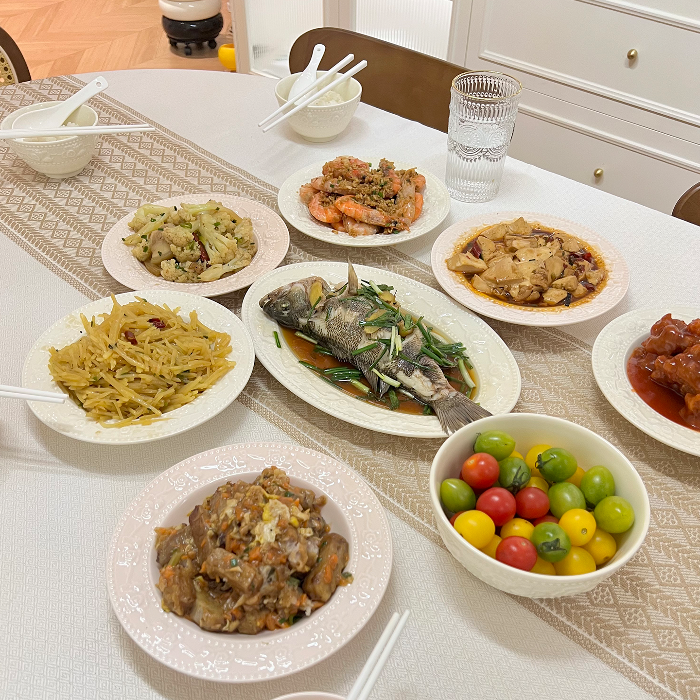 釉下彩2026新款碗碟套装家用法式高温陶瓷奶油风餐具乔迁送礼汤碗,餐饮具,碗,淘宝优惠券,粉丝福利购,淘宝优惠卷