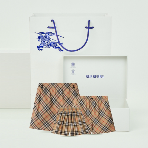 格纹短裤亲子装BURBERRY