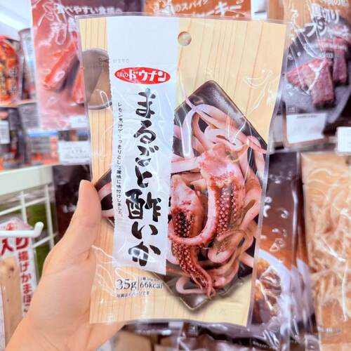 满200日本直邮711便利店烤鱿鱼丝醋鱿鱼裙边海鲜小零食三文鱼干