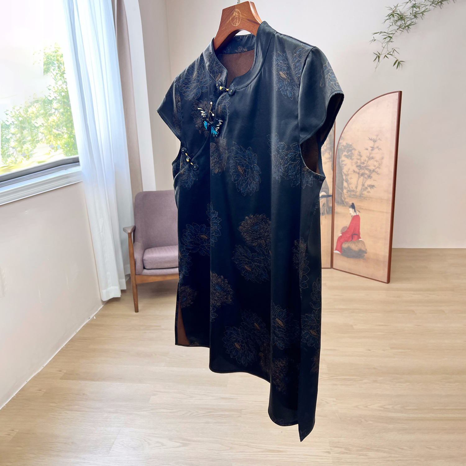 蝶恋花手绘彩金香云纱连衣裙