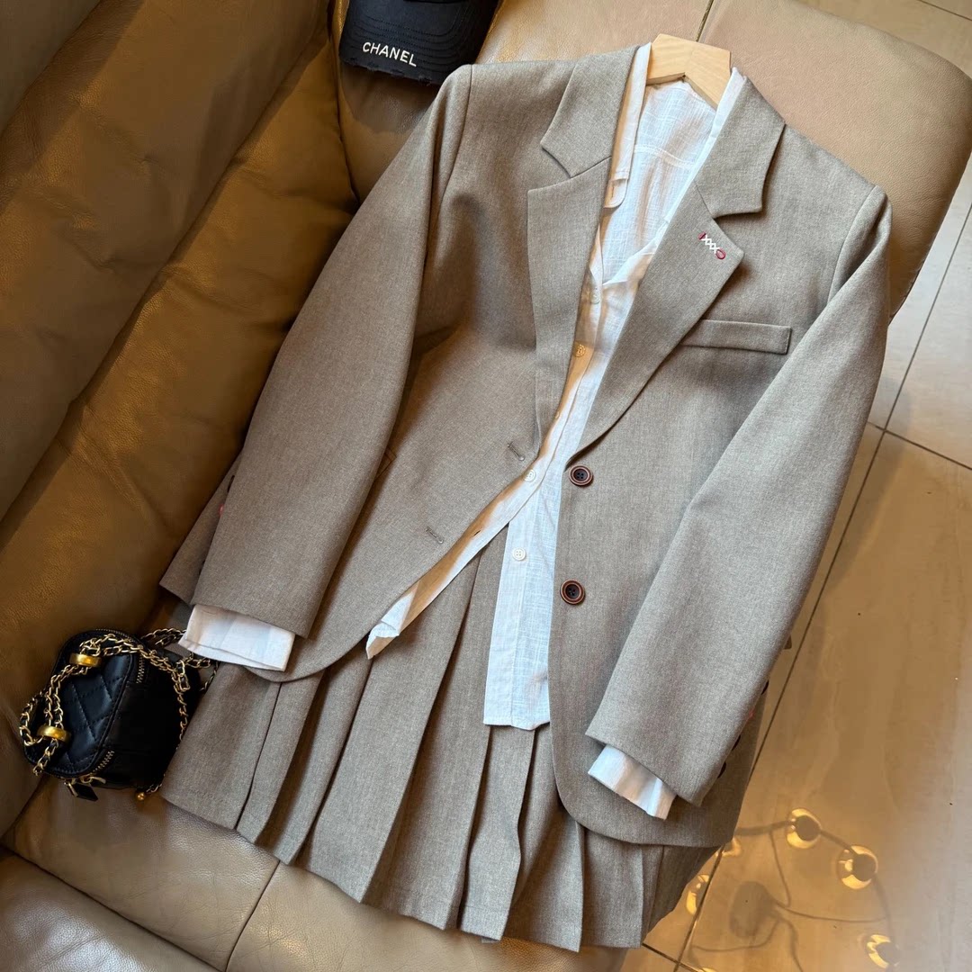 2026春季新款英伦学院风宽松西装百褶裙套装女时尚复古西装套装女