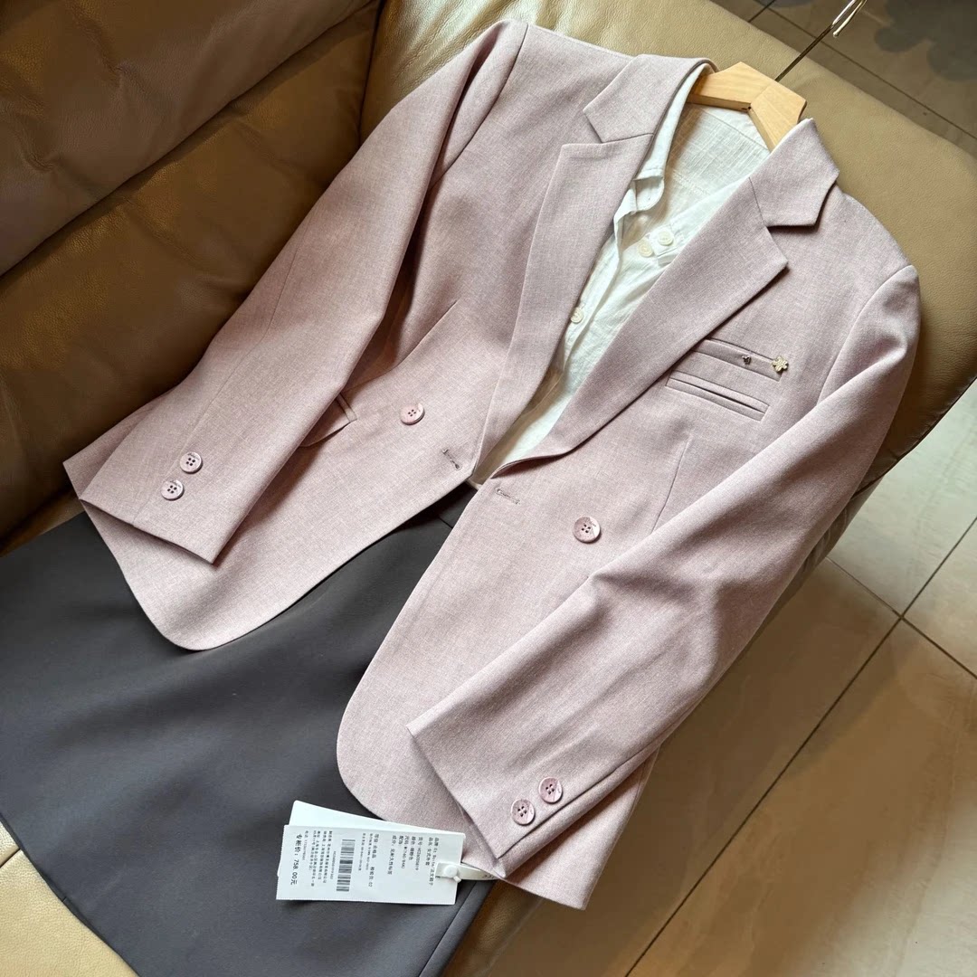 2026春季新款浪漫暮藤紫色收腰女人味色织复古正肩休闲西装外套女