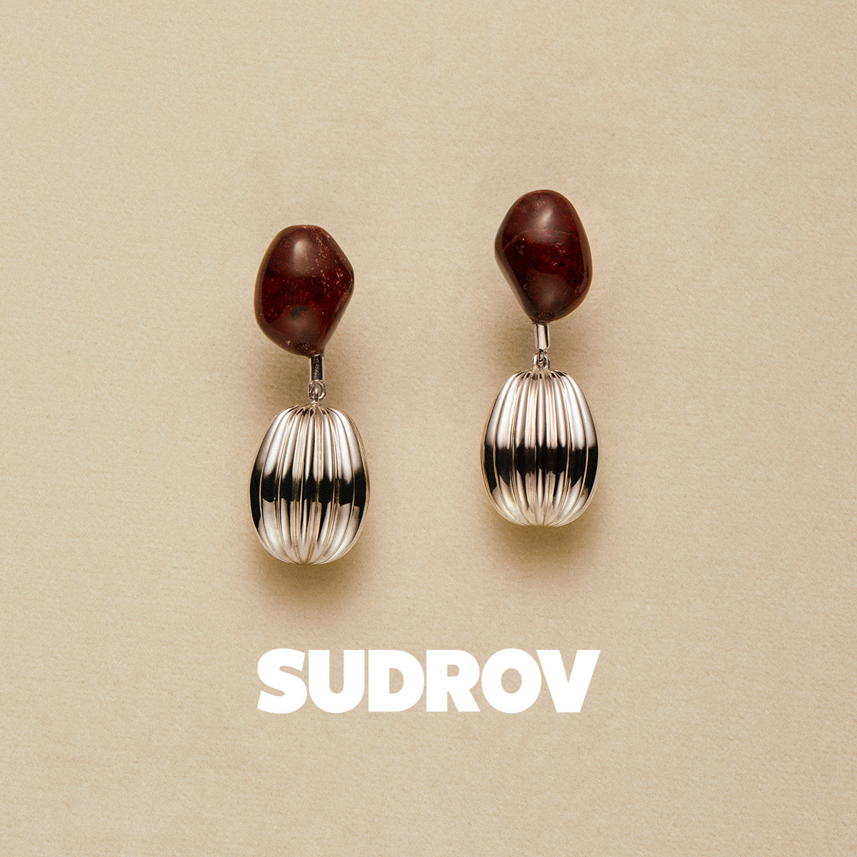 素觉2023新品小众高级感灯笼耳坠圣诞耳饰耳环本命年新年耳钉女