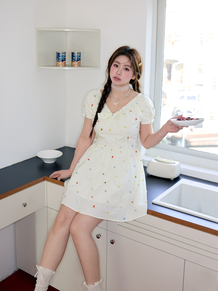 Summer Plus size Women's Plus Size mm Slim Looking Floral Dress Korean Retro Style Age Reduction Dress