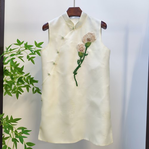 韵姿真丝提花纱绢法绣马甲