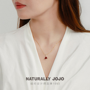 时尚精致小裙子项链女生简约轻奢小众设计品牌红色扇形吊坠锁骨链