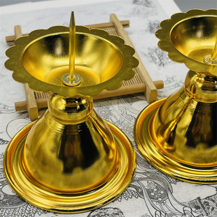 烛台蜡烛台座家用佛堂佛前摆件金色铁质金属烛台灯座装饰实惠一对