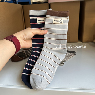 25年秋季 史努比联名条纹布标学院风百搭中筒袜子女无骨缝头潮 新品