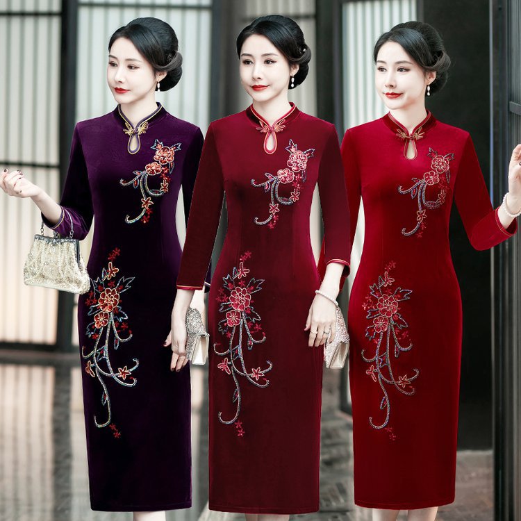 红色旗袍喜婆婆礼服妈妈新款高端金丝绒旗袍气质婚宴装连衣裙女