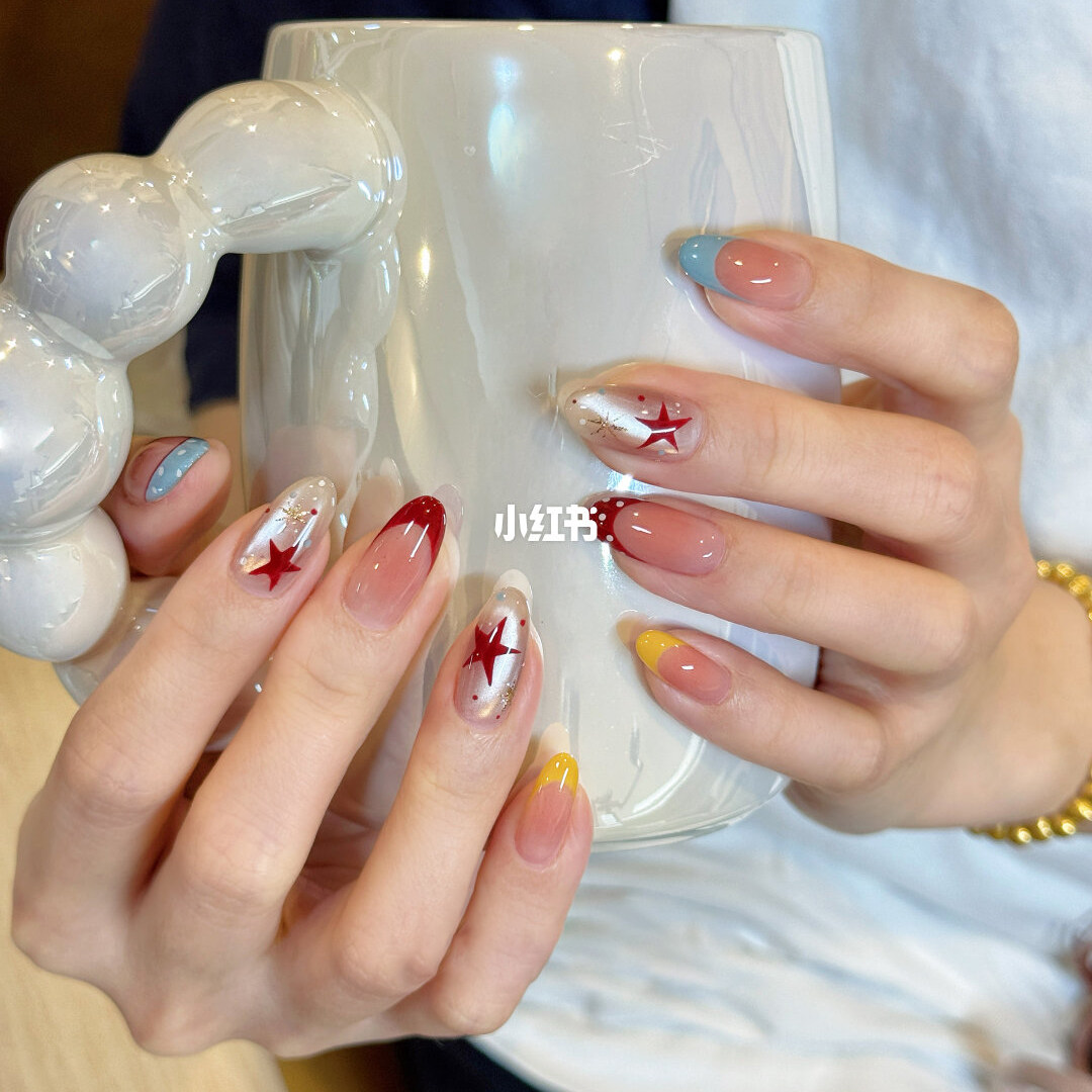 手工定制成品假指甲贴片秋冬简约法式氛围感显白可拆卸美甲穿戴甲,彩妆/香水/美妆工具,穿戴甲/甲片,淘宝优惠券,粉丝福利购,淘宝优惠卷