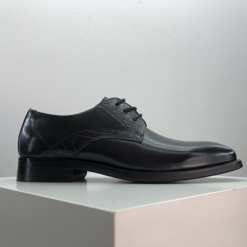EUROPEAN AND AMERICAN FASHION BUSINESS VERSATILE DRESS LEATHER SHOES AUTUMN NEW FACTORY DIRECT BRITISH FASHION FLAT HEEL LACE-UP MENS SHOES