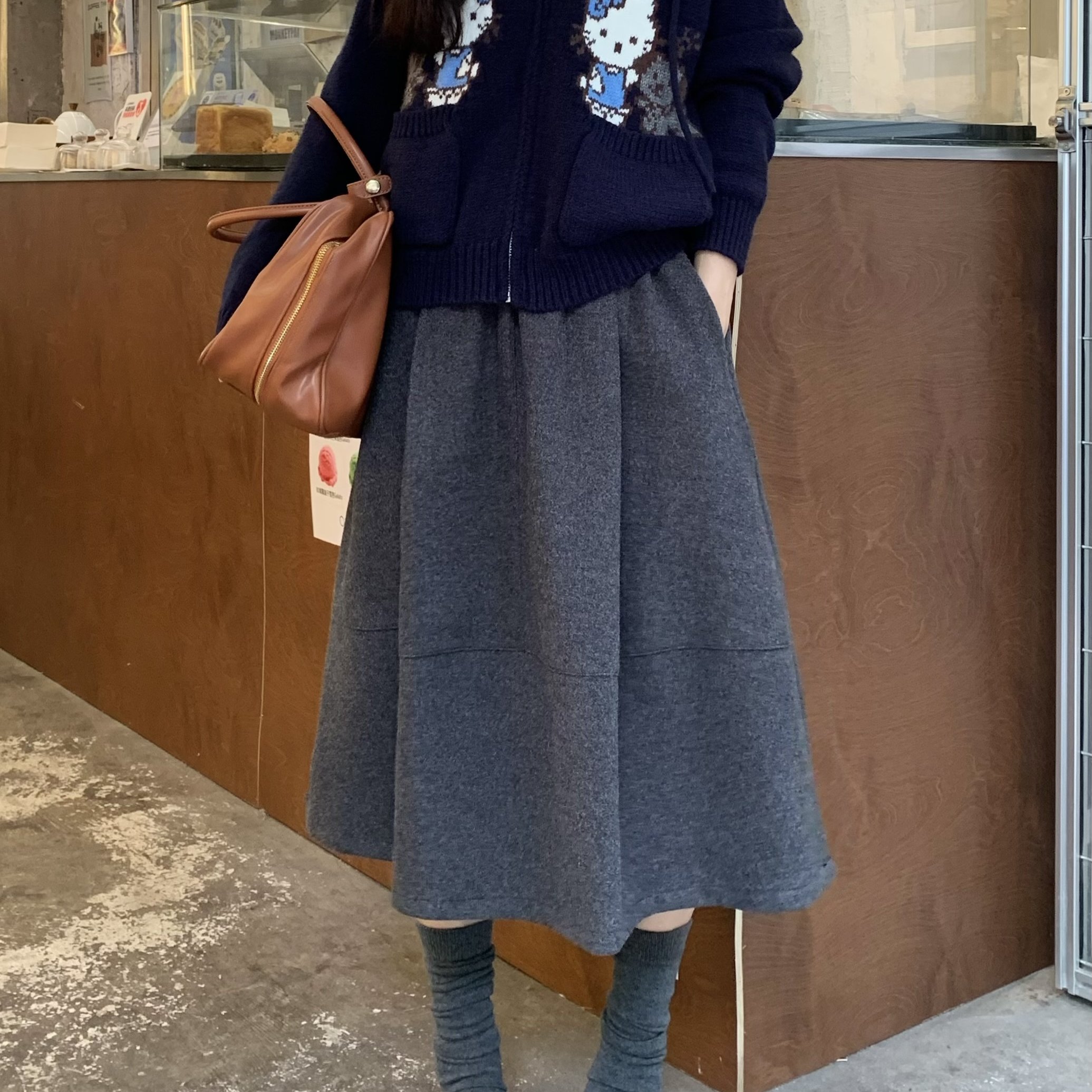 灰色毛呢半身裙中长款蓬蓬花苞裙