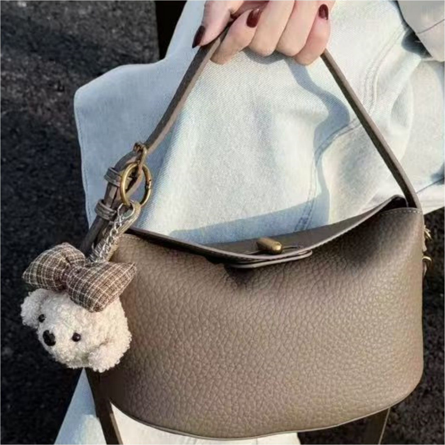 热销新款女包手提腋下单背斜挎锁扣子母包高级感轻奢潮元宝马鞍包,箱包皮具/热销女包/男包,马鞍包,淘宝优惠券,粉丝福利购,淘宝优惠卷