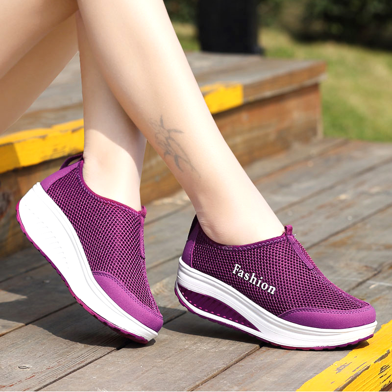 春夏季运动风厚底健身摇摇鞋