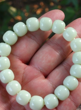 天然新疆和田玉白玉翠青手链