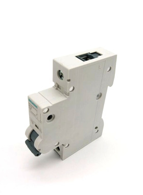 西门子小型空气开关1P3A 灰色手柄家用断路器开关 5SY61037CC