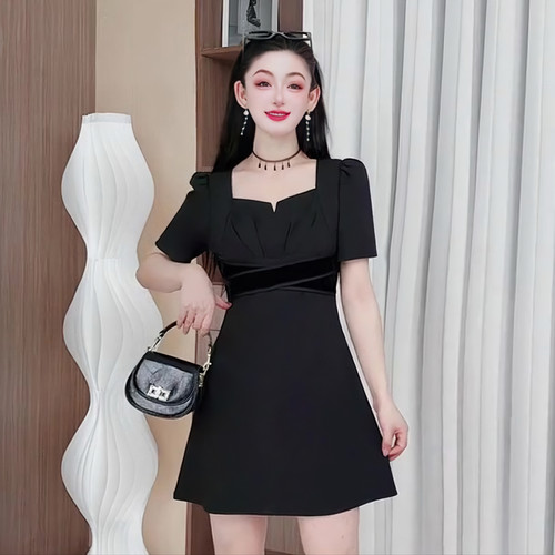 3321夏季小黑裙连衣裙时尚减龄大码女装气质小富婆洋气显瘦裙子