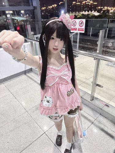 RichGirl少女草莓小猫软妹萌可爱挂脖系带小猫印花波点吊带女儿服