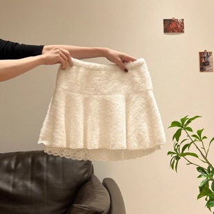 奶白毛绒加绒保暖半身短裙可爱冬季新款蕾丝花边拼接千金风裙子