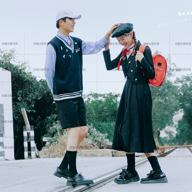 影楼新款学院风情侣青春时尚JK百搭公路轨道旅拍写真服饰