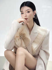 影楼主题拍摄服装MIUCO双层荷叶边翻领香槟色西装肖像形象照写真