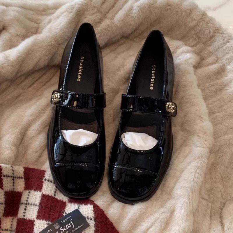 春季平底单鞋扣粗跟小皮鞋乐福鞋女小香风法式一字浅口玛丽珍鞋女