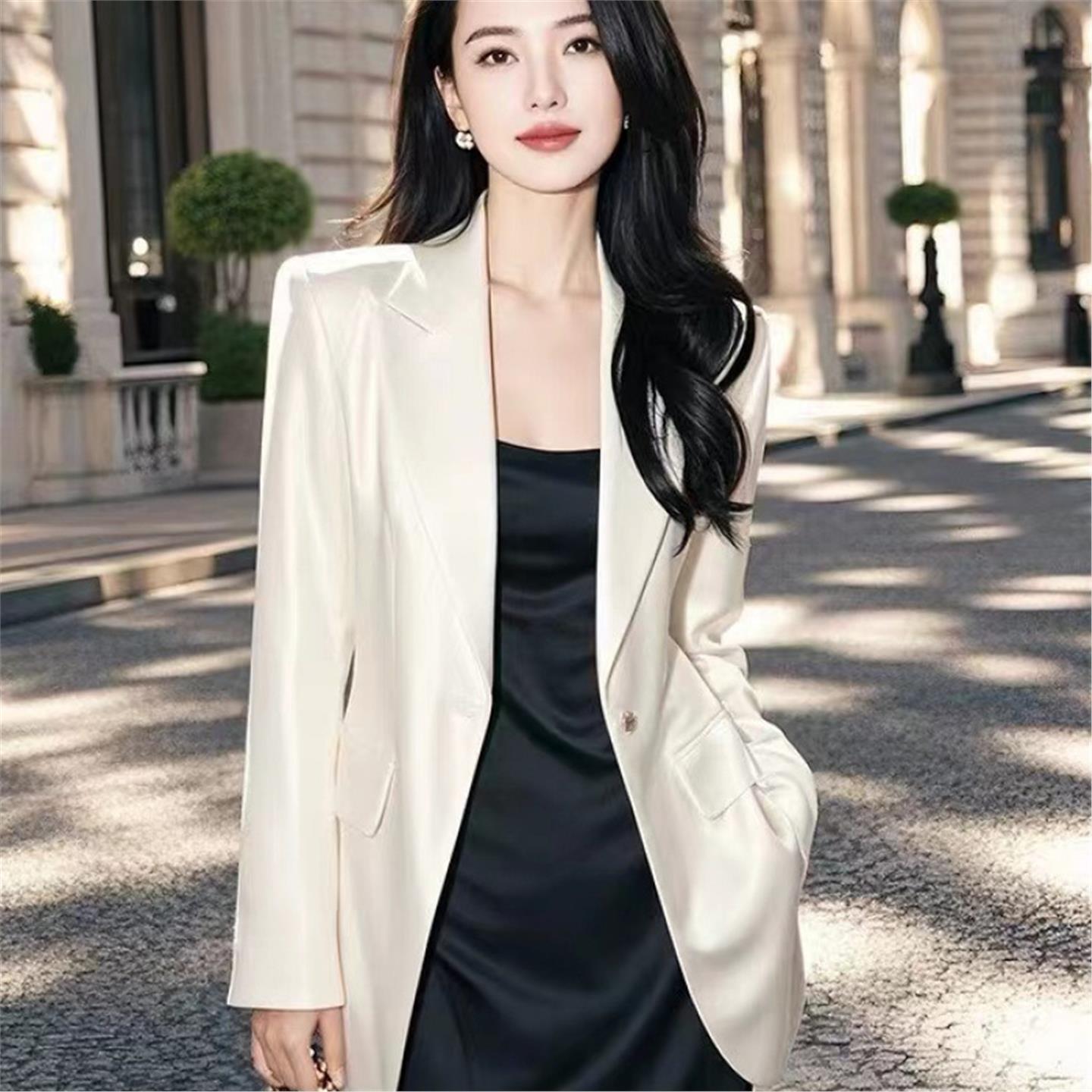 早春新款上班通勤职业高级感超好西装裙子气质干练两件套装女
