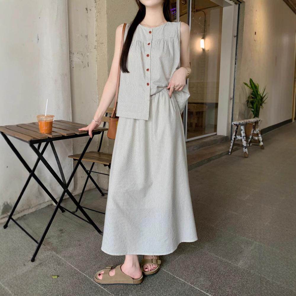 简约休闲套装女2026夏季新款松弛感条纹无袖背心a字半身裙两件套