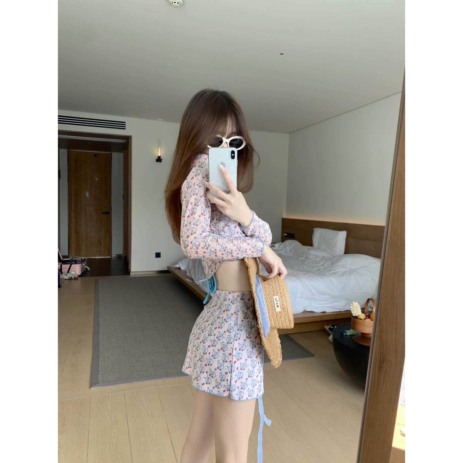 甜美可爱纯欲风少女抹胸吊带四件套分体裙式保守游泳衣女温泉度假