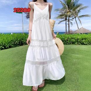 2025夏季新款显瘦慵懒风白色拼接花边吊带连衣裙大摆长裙女装