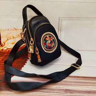 吉莉安迷你斜挎刺绣女包手机包青年手提休闲手机袋牛津纺多夹层包