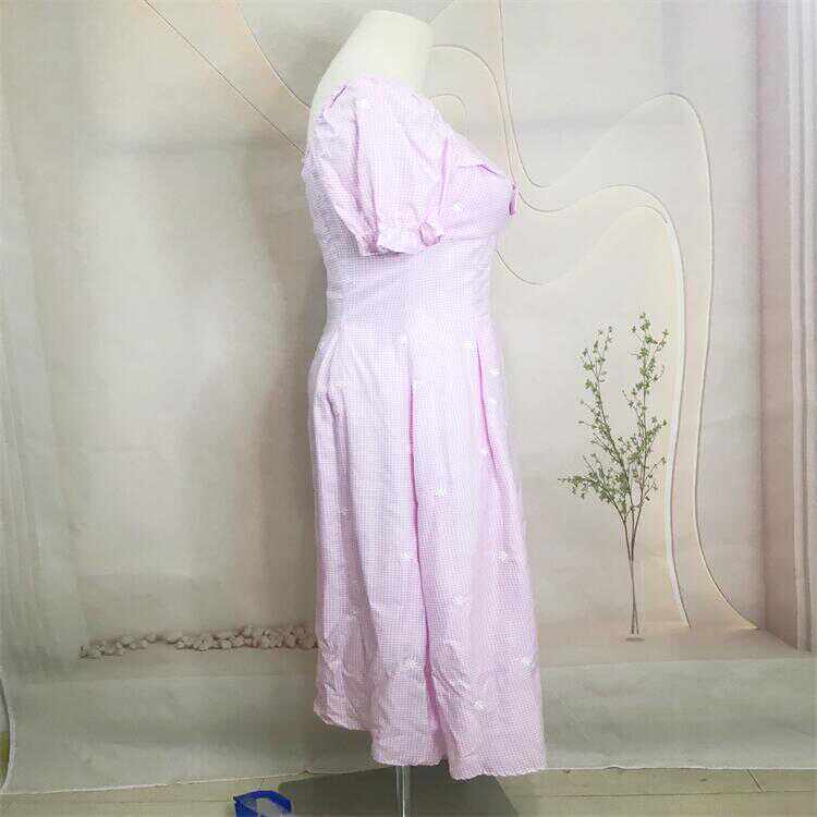 2025欧S力法式初恋少女刺绣碎花裙女蝴蝶结露背减龄格子连衣裙
