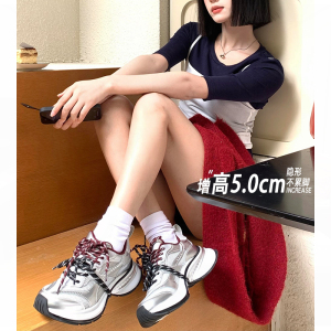 2025年流行爆款复古安可拉红厚底老爹鞋女超轻便银色休闲鞋显脚小